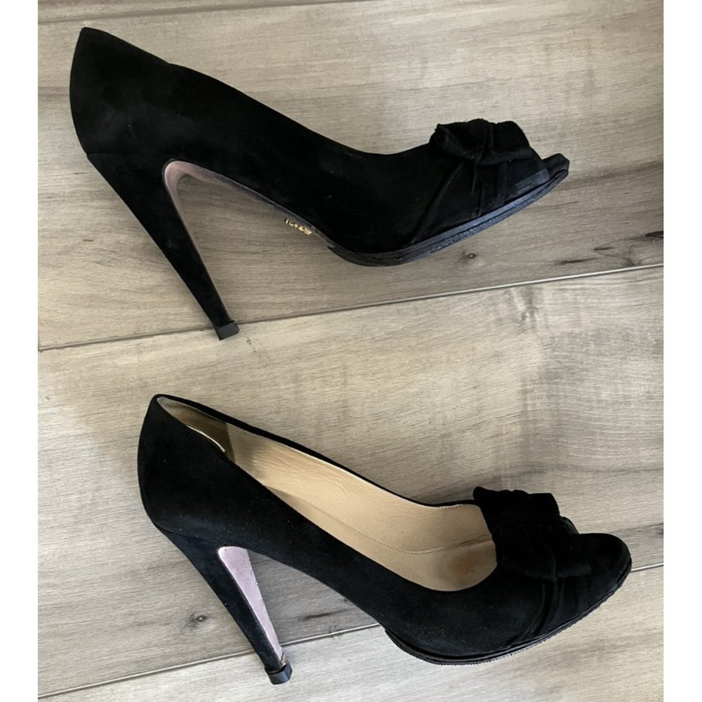 Prada Black Suede Open Toe Bow Pump All new Vibram Soles & Heel Taps Size 38-1/2